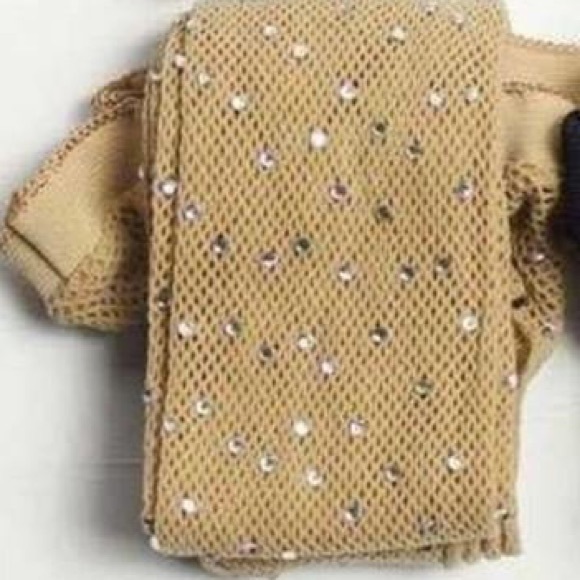 Nia Net Stocking - Picture 5 of 9